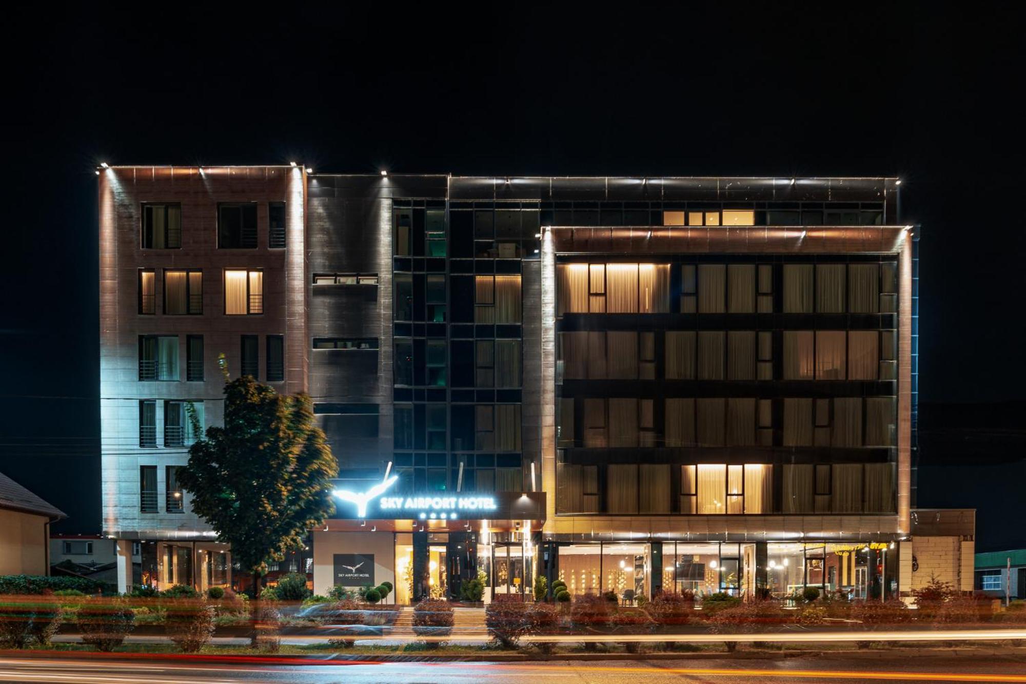 Sky Airport Hotel Cluj Napoca Bagian luar foto