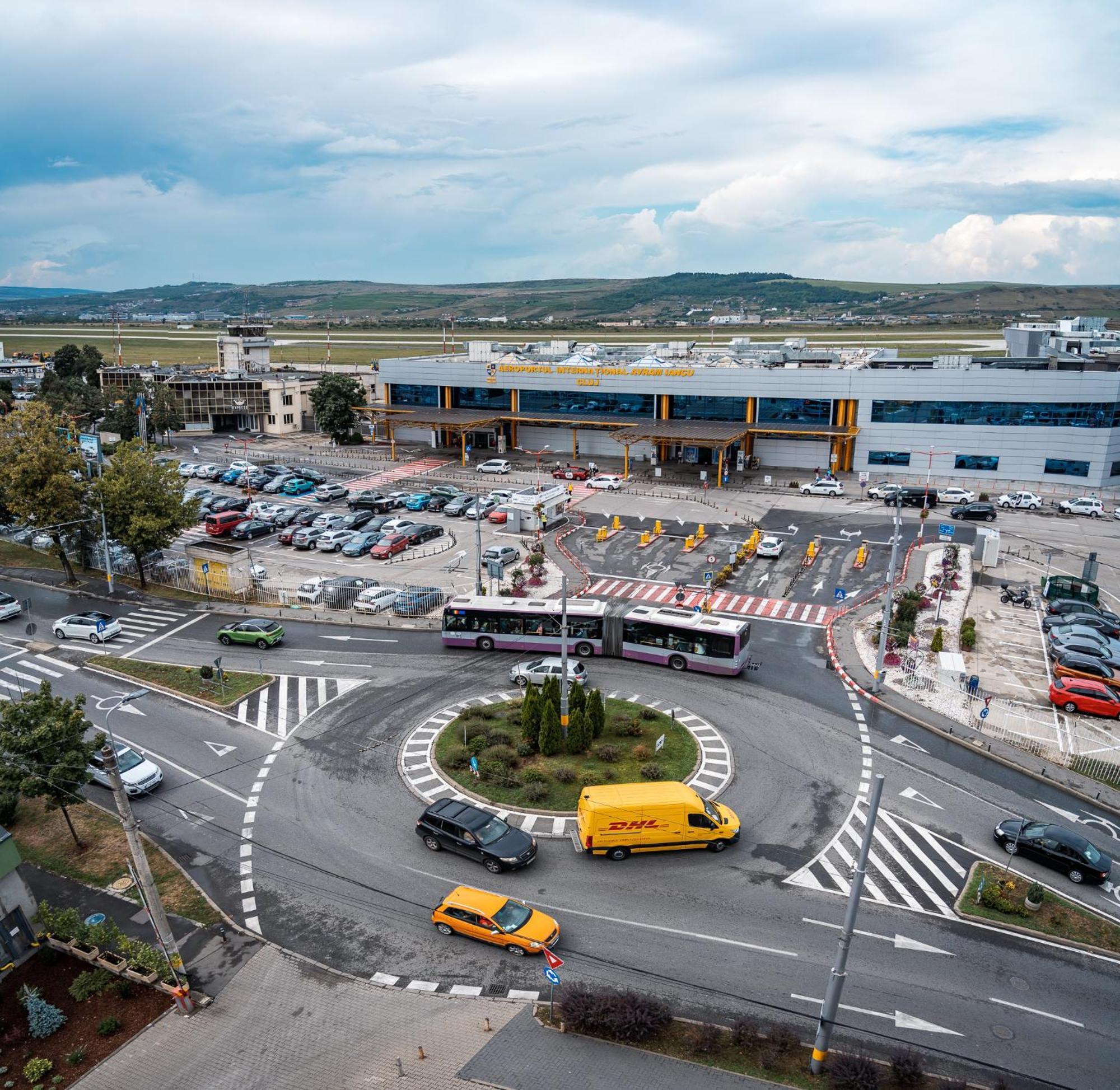Sky Airport Hotel Cluj Napoca Bagian luar foto